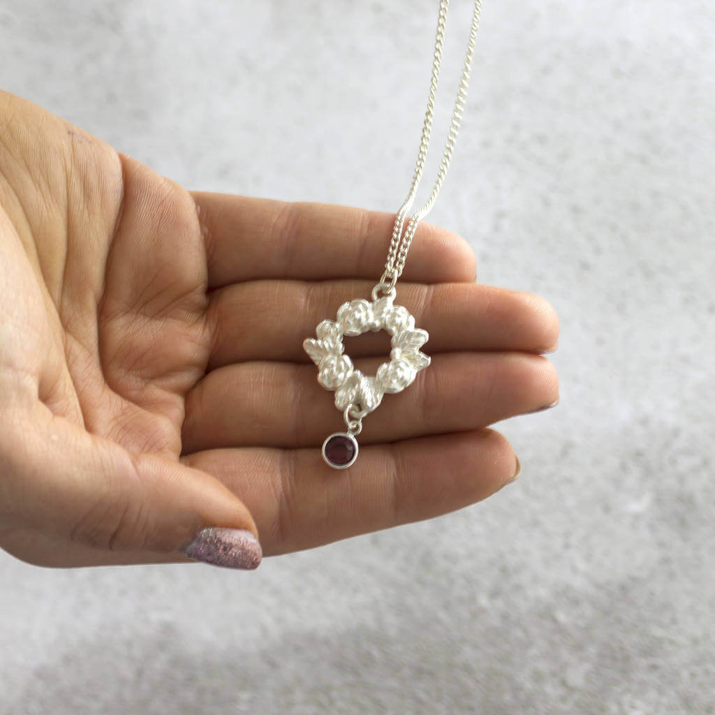 Joy by Corrine Smith Garland Birthstone Halskette Gold