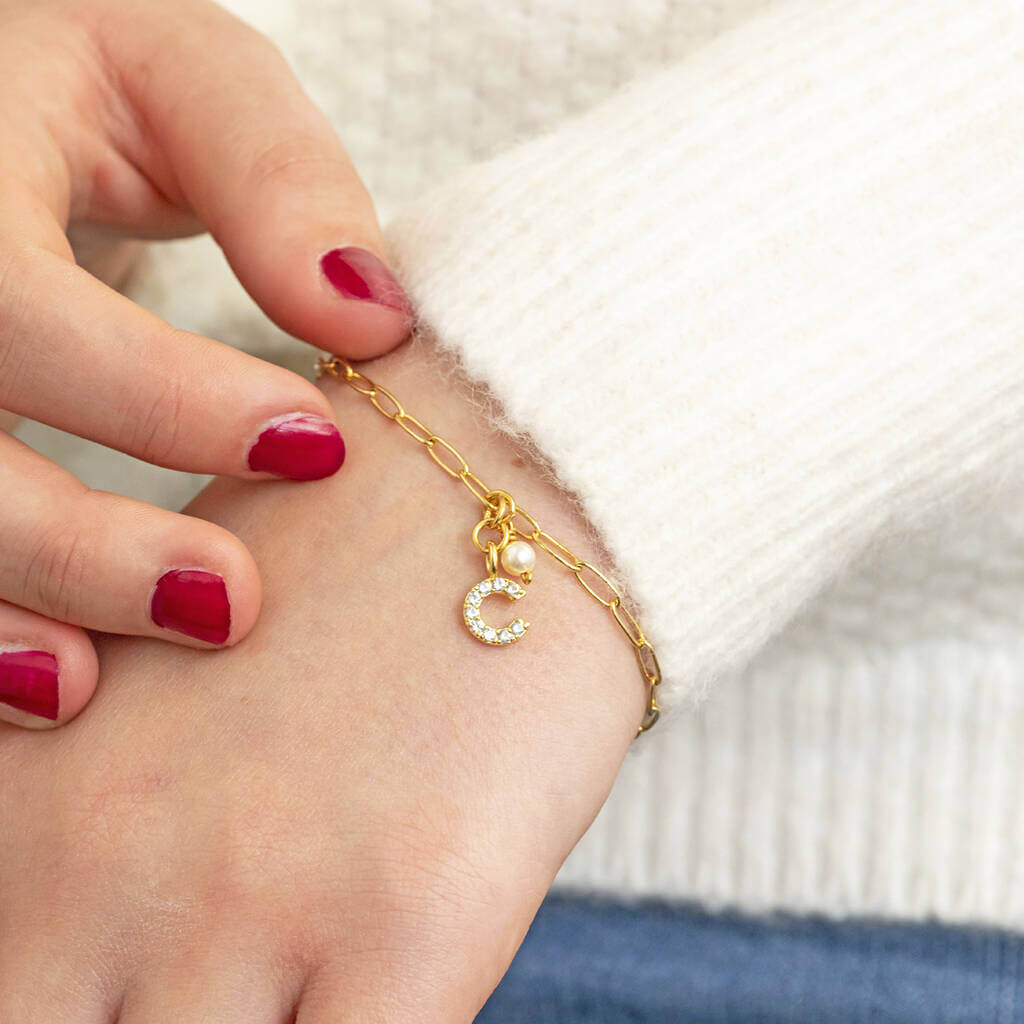 Joy by Corrine Smith Charm Armband Gold Initial Geburtsstein