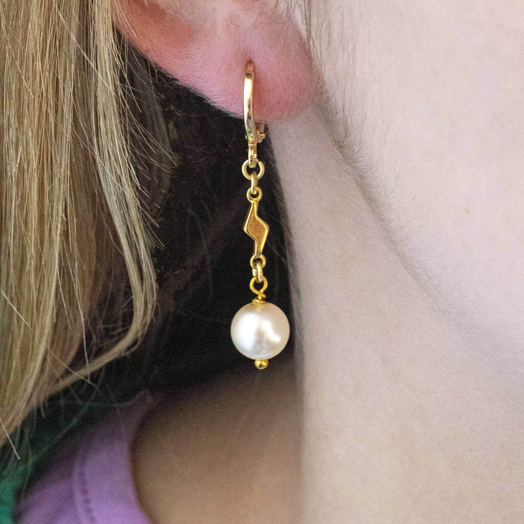 Joy by Corrine Smith Pearl Drop Ohrringe Silber Blitz Perle
