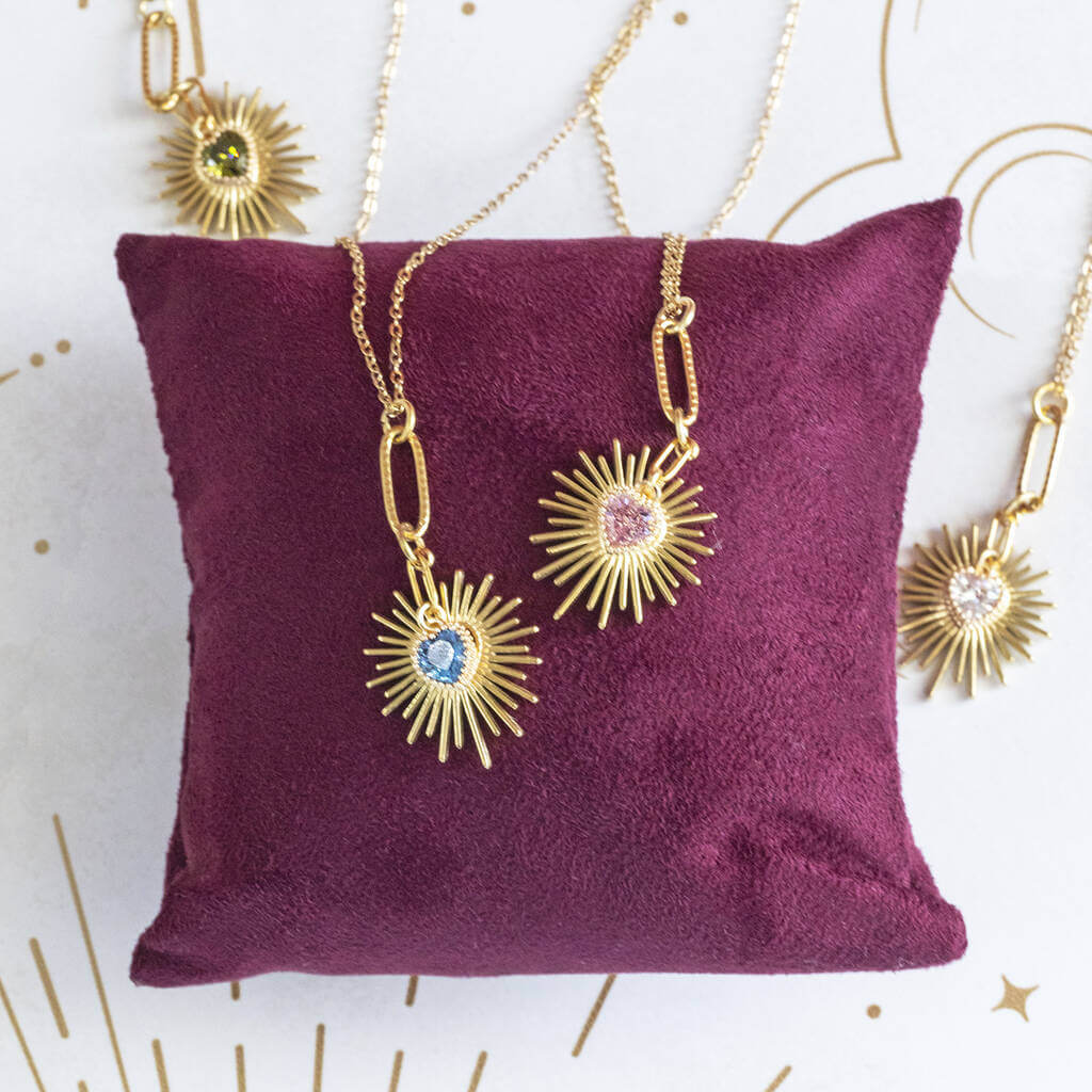 Joy Birthstone Heart Starburst Halskette Gold 2cm