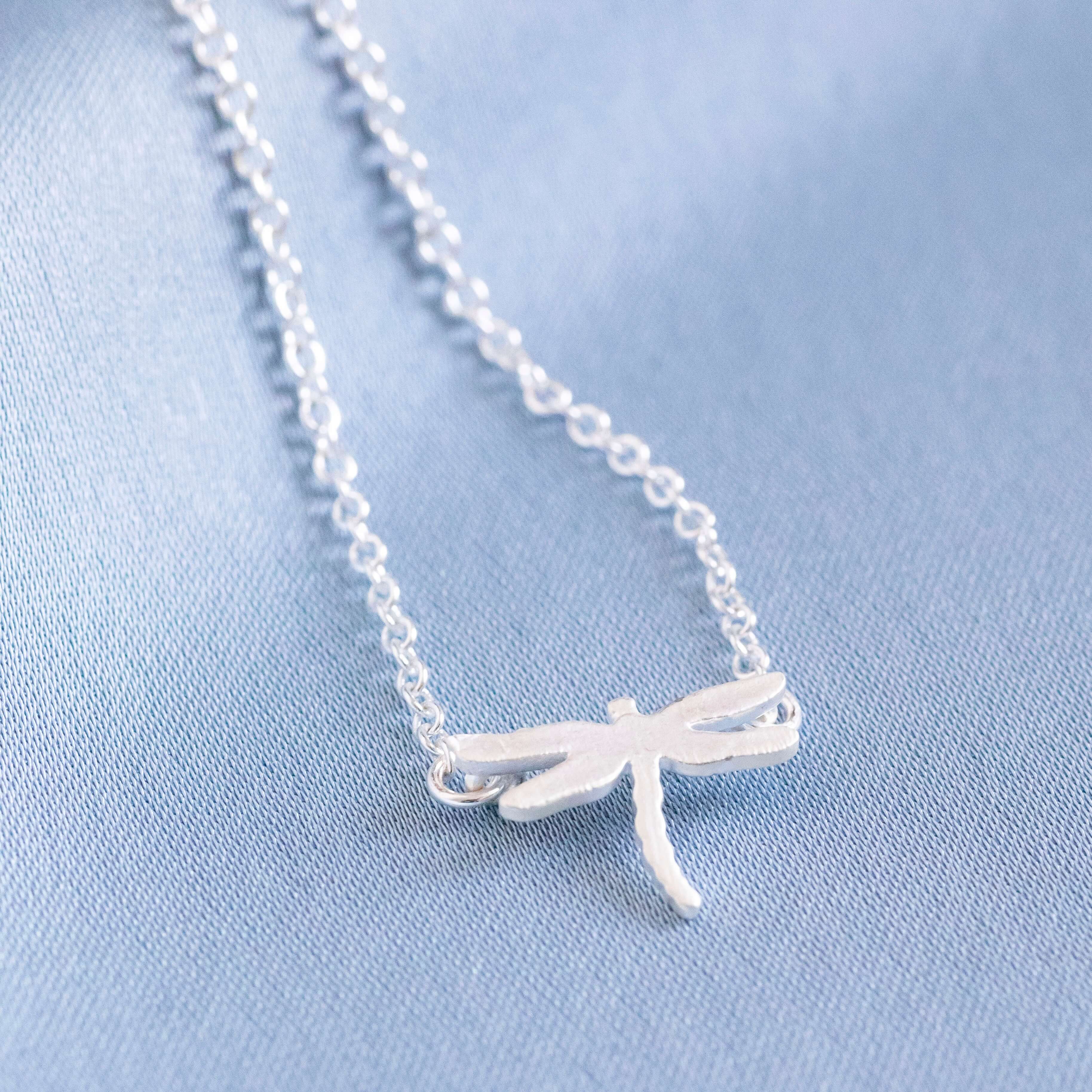 Joy by Corrine Smith Tiny Dragonfly Halskette Silber 40-45 cm