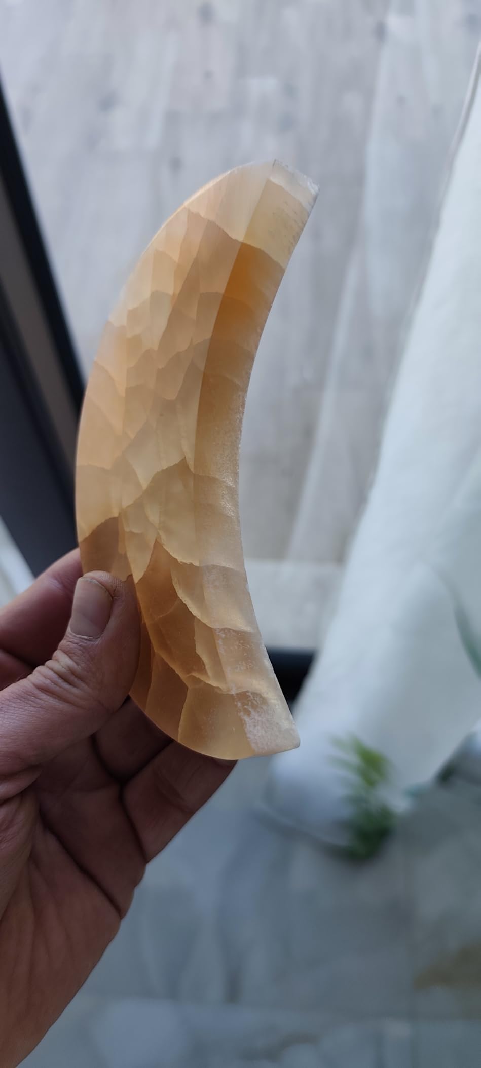 NKlaus Healing Crystals Oranger Selenit Halbmond 8x14cm Schutz