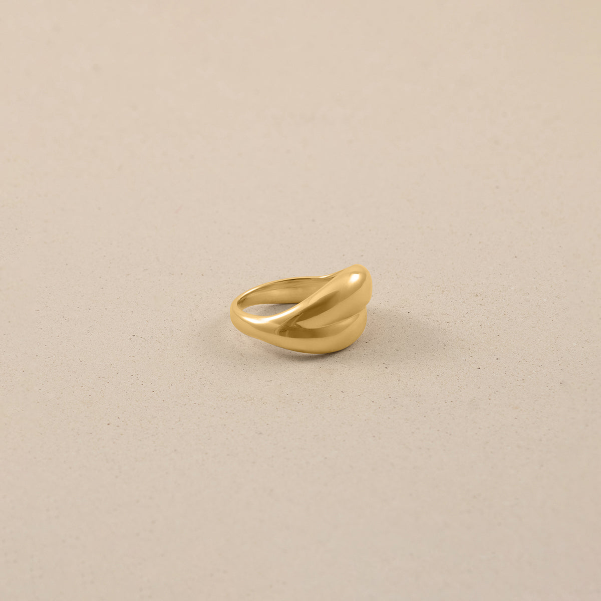 Stilnest Hug Ring Statementring Gold Vermeil 56