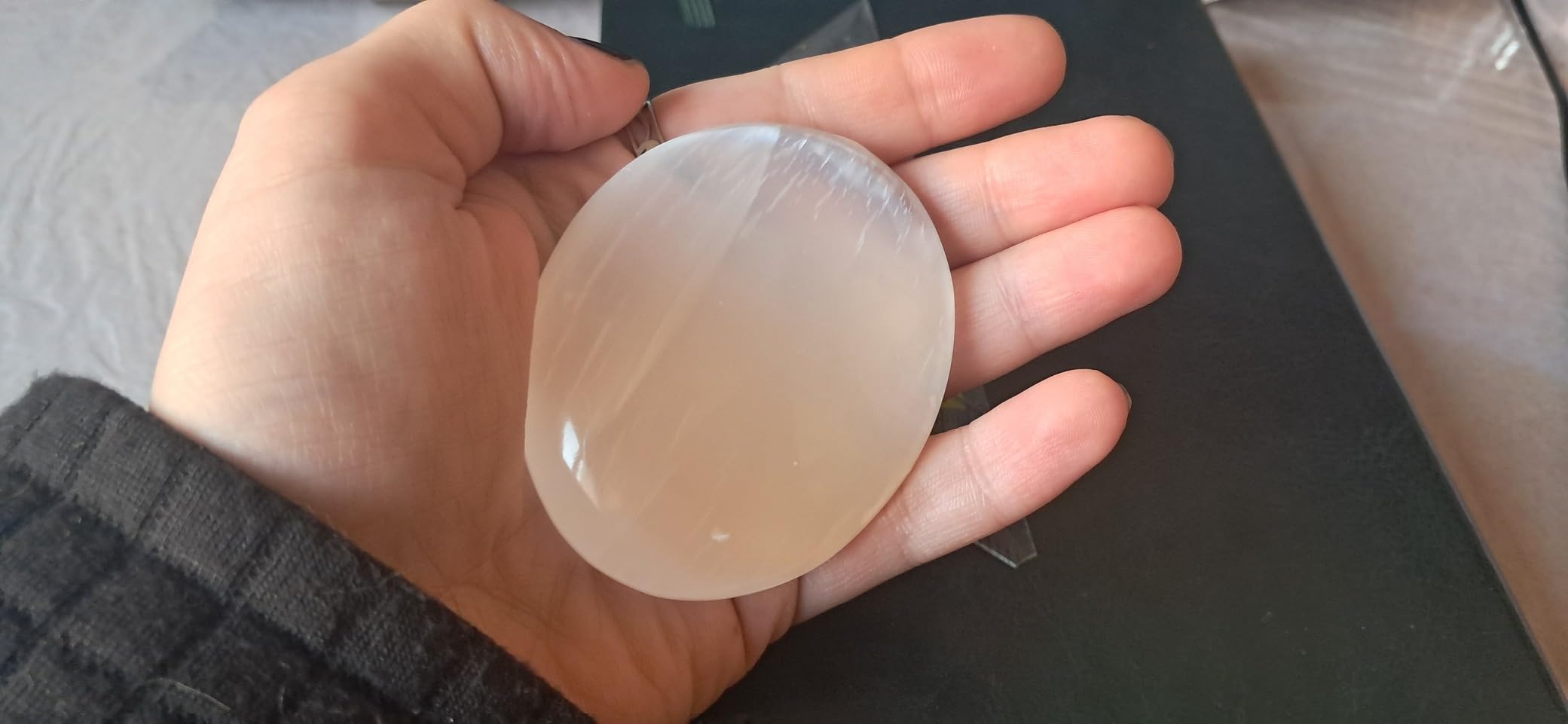 NKlaus HEALING CRYSTALS Selenit Handschmeichler 6,5cm 2 Stück
