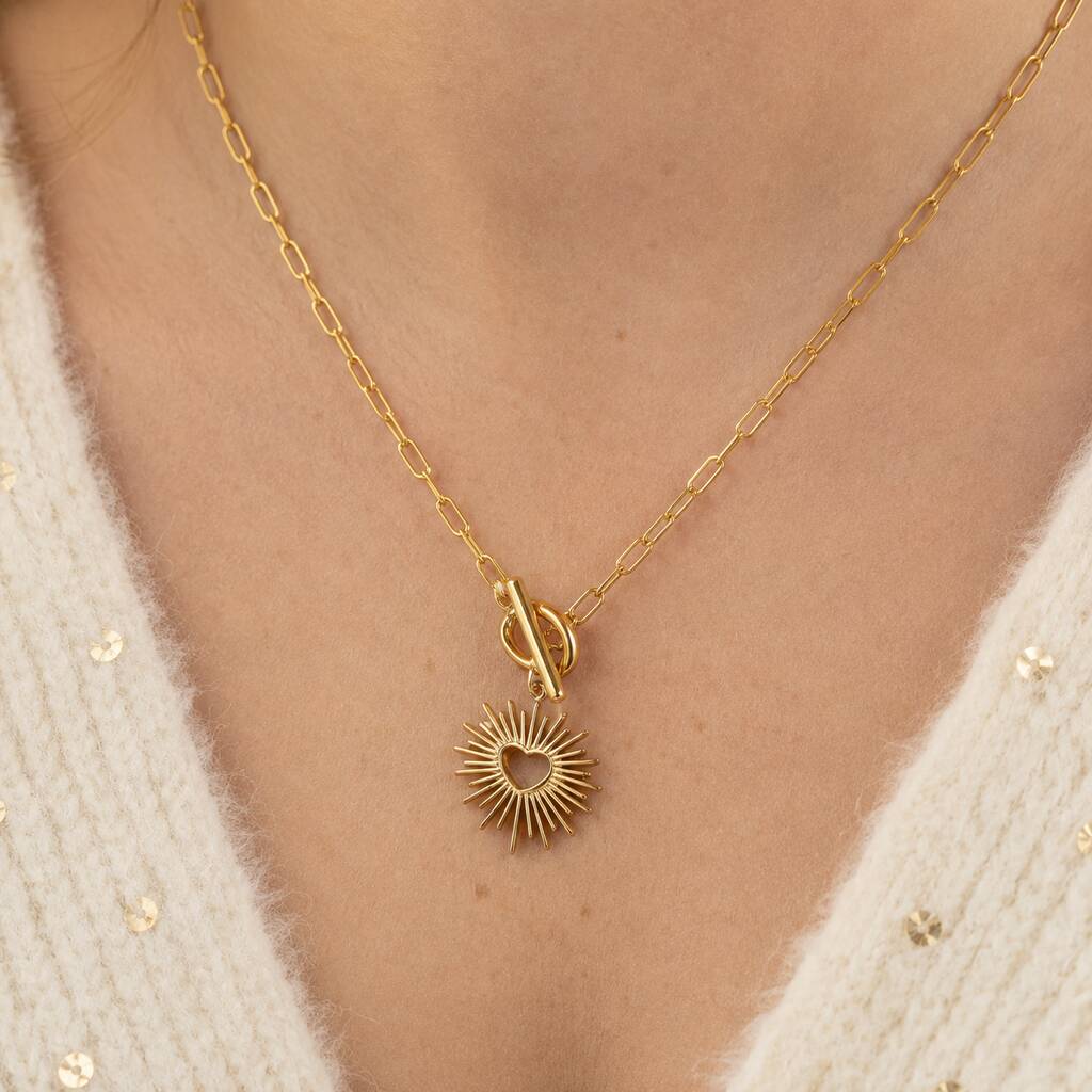 Joy by Corrine Smith Sunburst Heart T Bar Halskette Gold