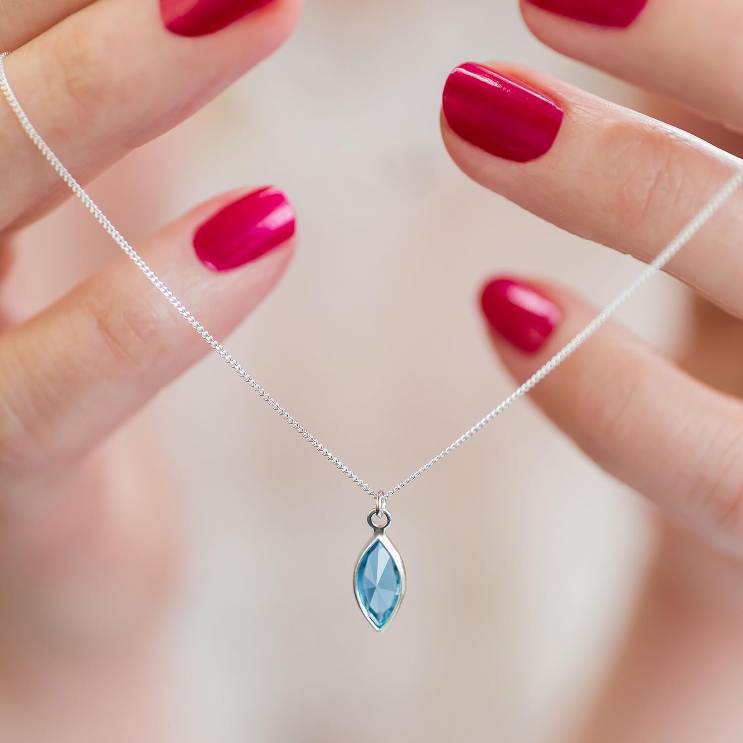 Joy by Corrine Smith Marquise Swarovski Halskette Gold