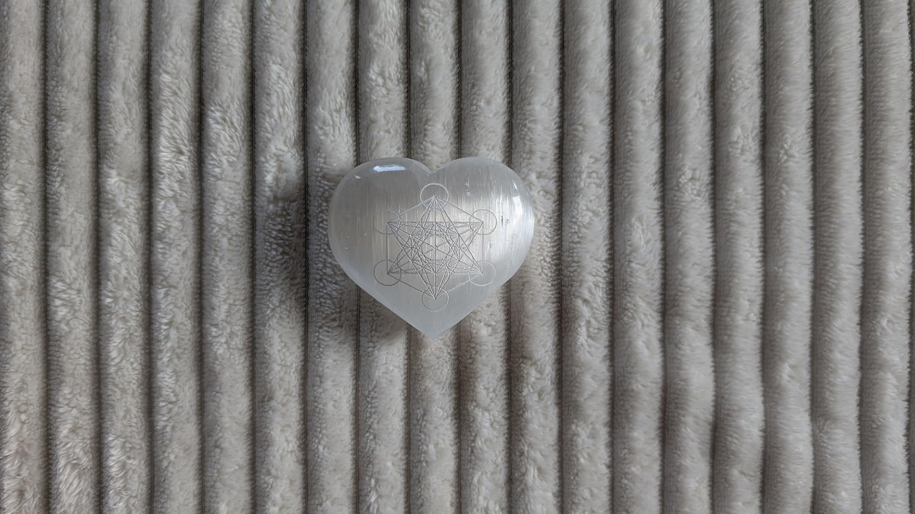 NKlaus Healing Crystals Selenit Herz Metatron 7x5 cm Handschmeichler