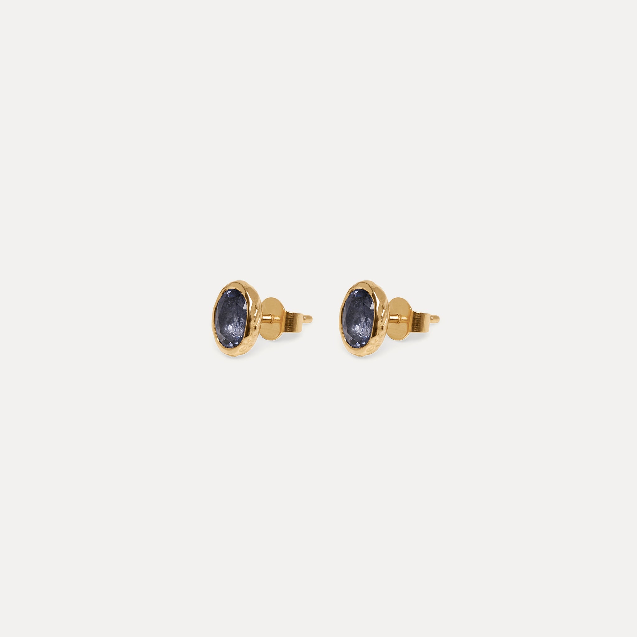 Stilnest Violet Fizz Ohrstecker Iolith 24k Gold Vermeil