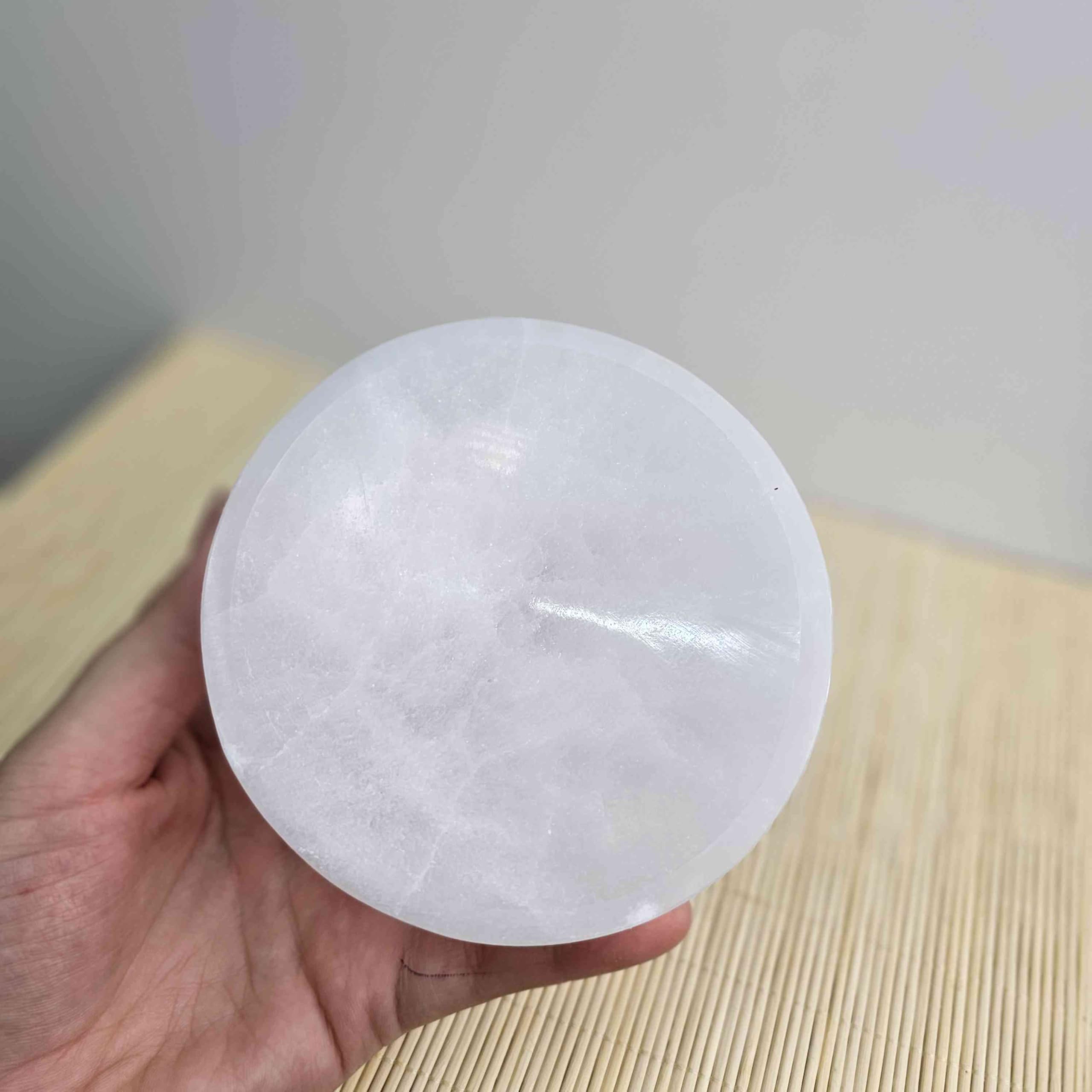 NKlaus Healing Crystals Selenit Schale rund 12,5cm weiß