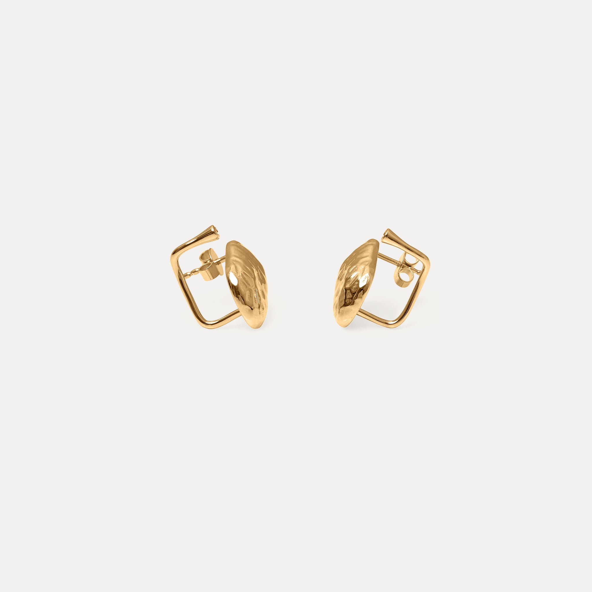 Stilnest Weißer Saphir Textured Ohrringe Gold
