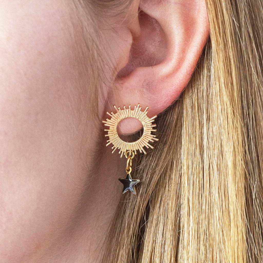 Joy by Corrine Smith Sun Ohrringe Gold Stern Schwarz Emaille