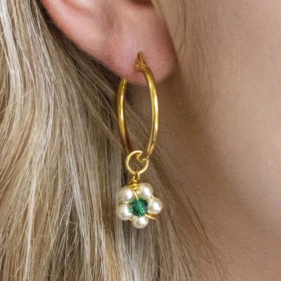 Joy by Corrine Smith Beaded Daisy Birthstone Creolen Gold