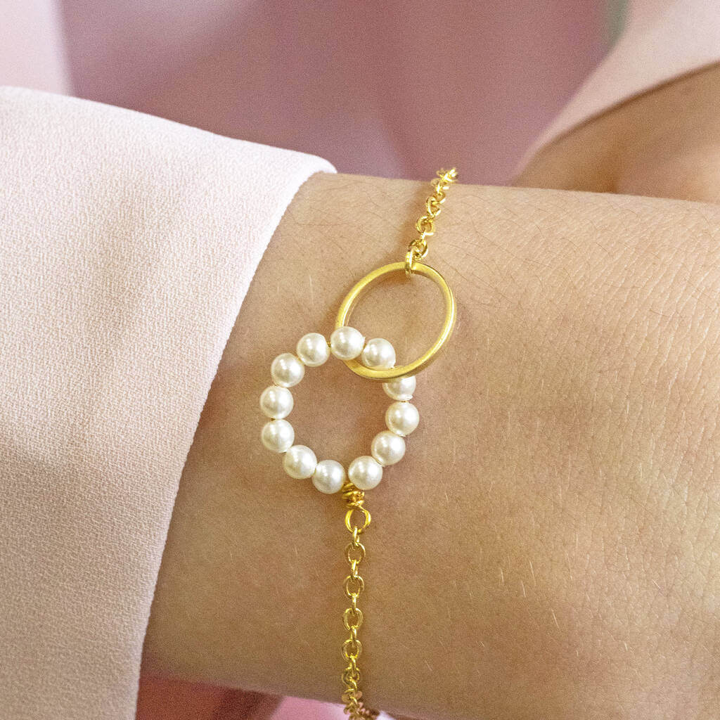 Joy by Corrine Smith Beaded Pearl Eternity Schmuckset Gold