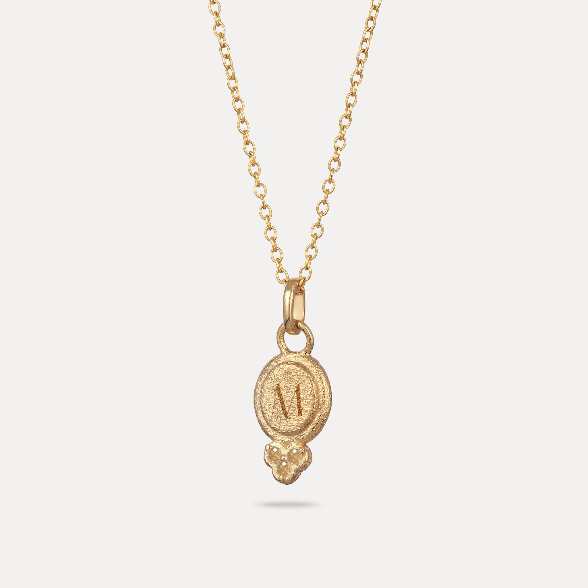 Stilnest Trinity Emblem Anhänger Gold Vermeil Granat