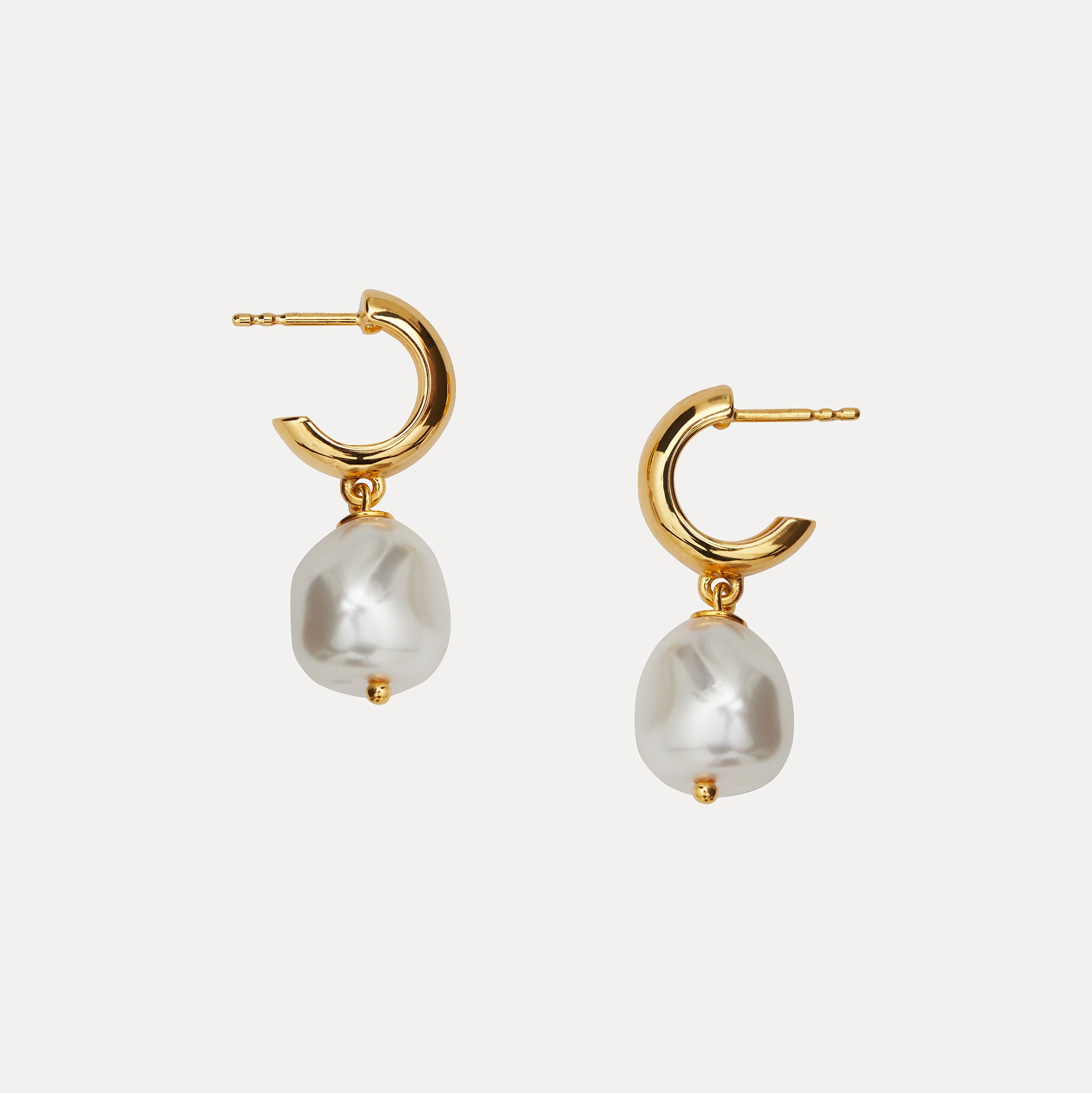 Stilnest Pearl Bold Creolen Ohrringe Perle Gold Vermeil