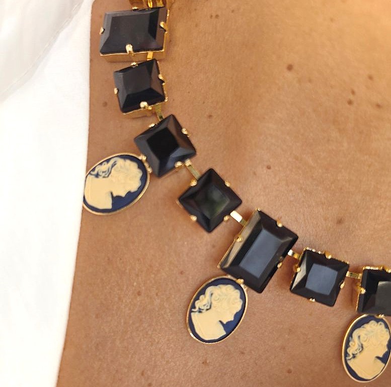 Alevá Bijoux Queen Black Lady Halskette Gold Schwarz