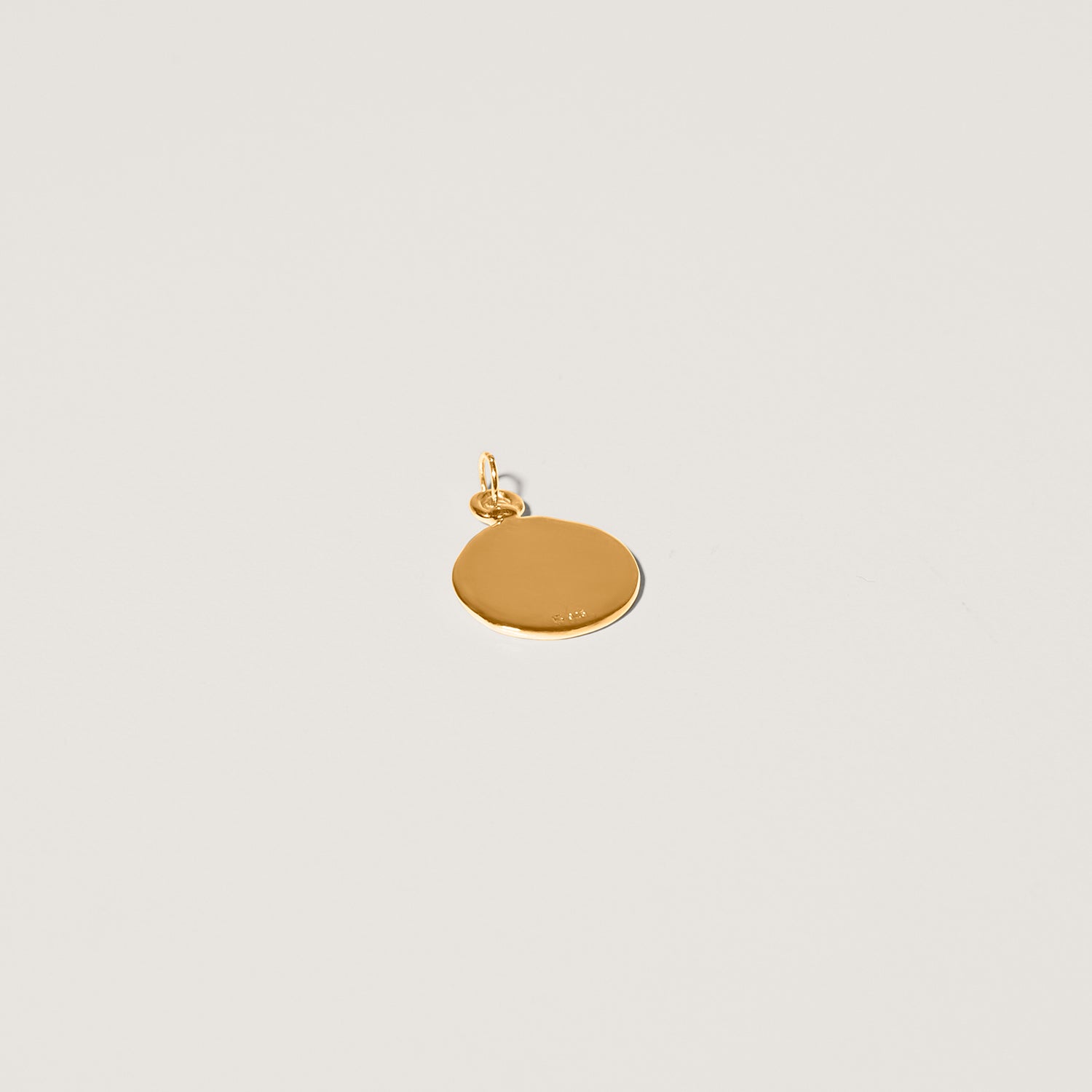 Stilnest Fluid Medallion Anhänger Hochglanz Gold Vermeil gravierbar