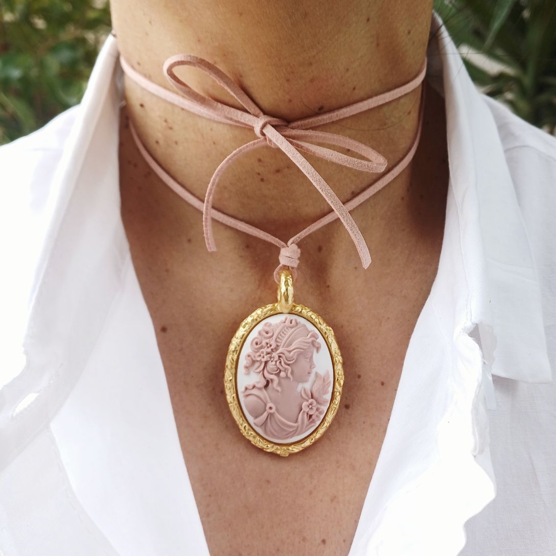 Alevá Bijoux Cammei Rosa Kamee Anhänger Gold