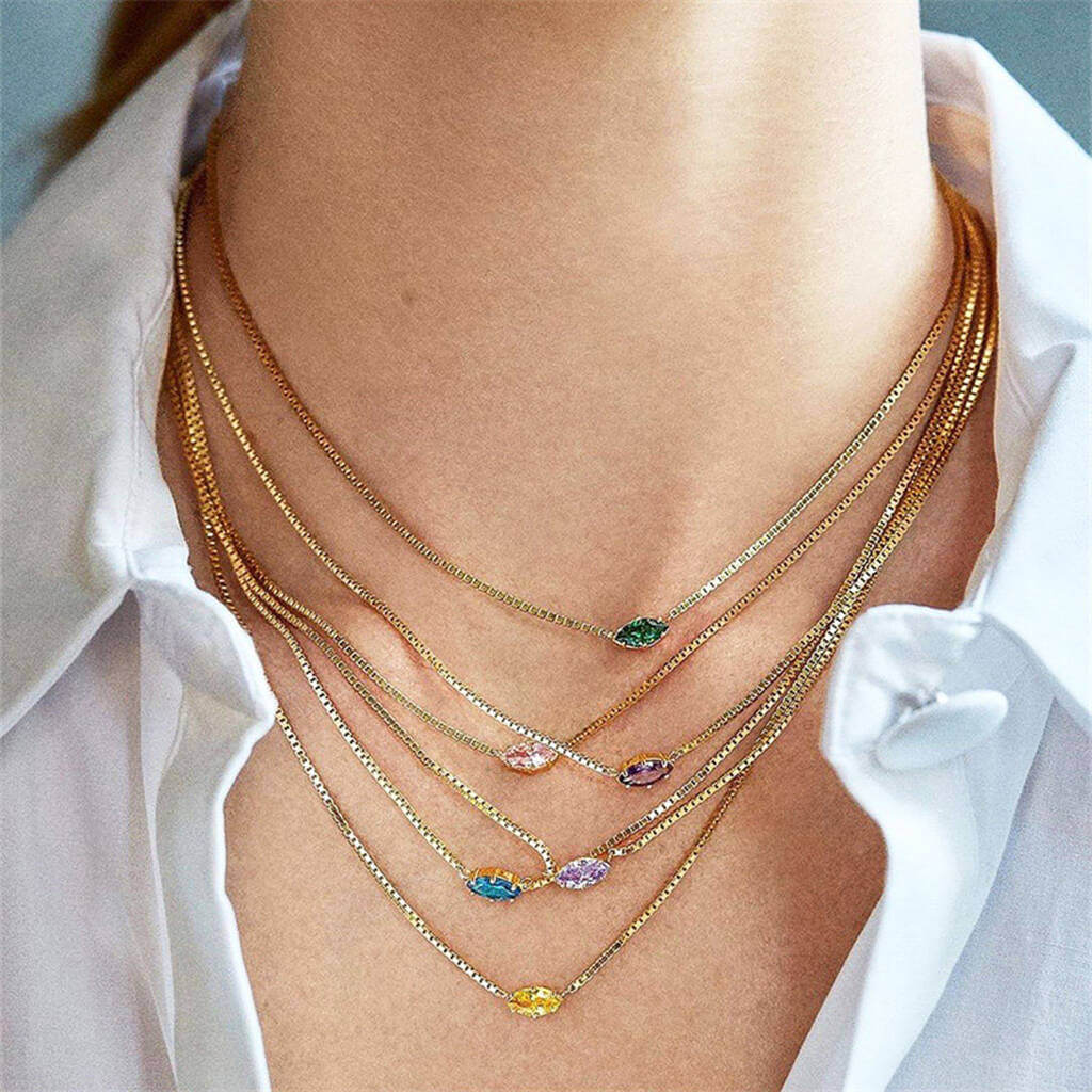 Joy by Corrine Smith Navette Halskette Gold Geburtsstein 16-18