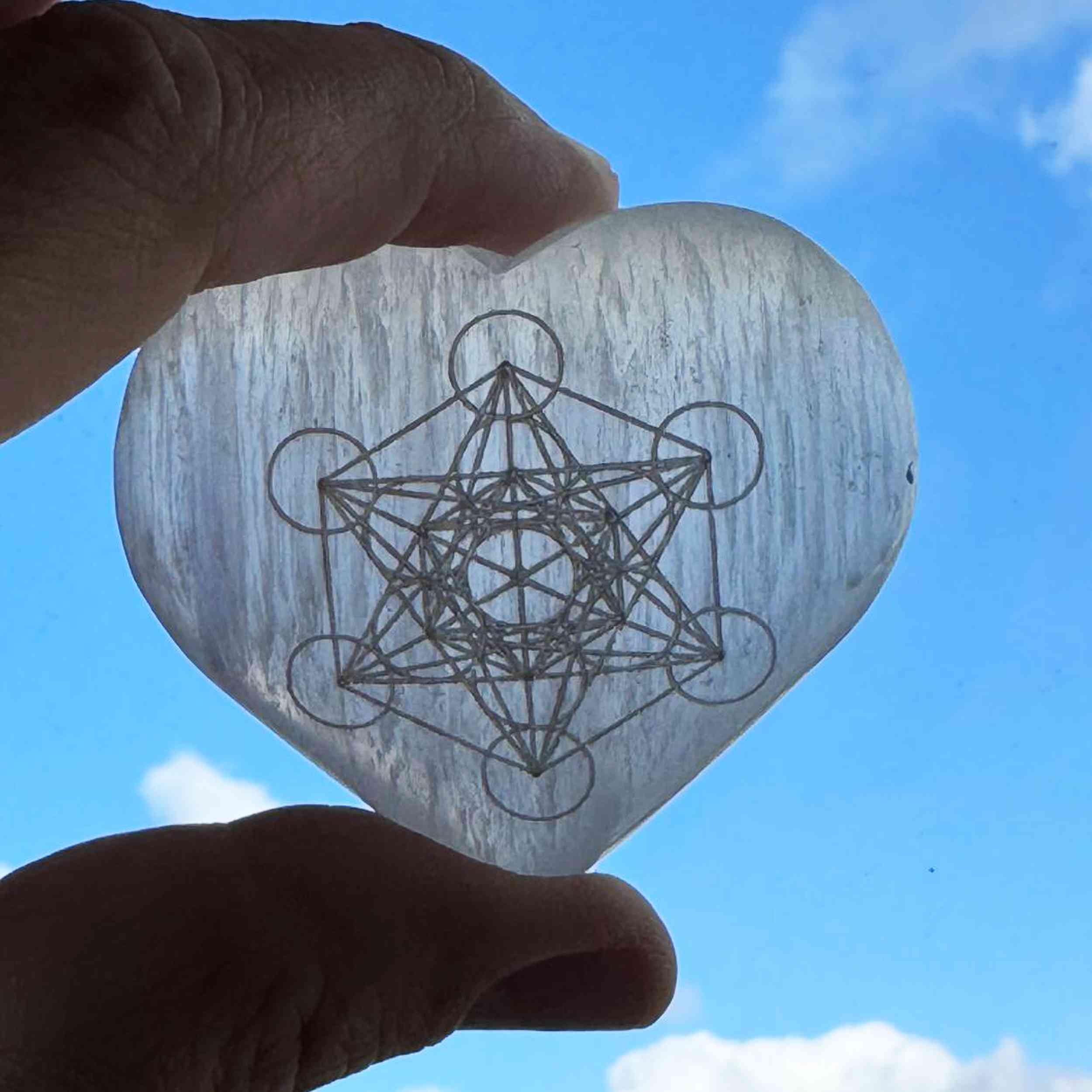 NKlaus Healing Crystals Selenit Herz Metatron 7x5 cm Handschmeichler