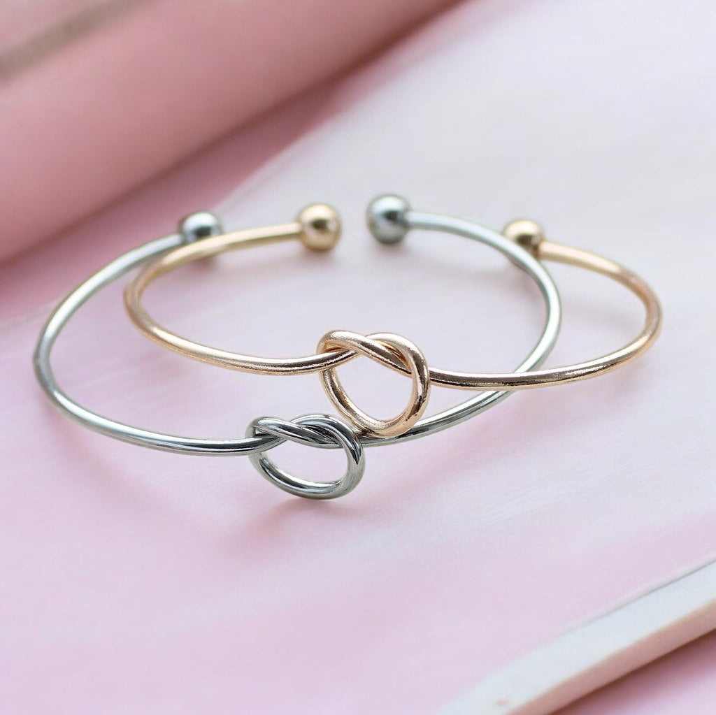 Joy by Corrine Smith Friendship Knot Armreif Gold Geburtsstein