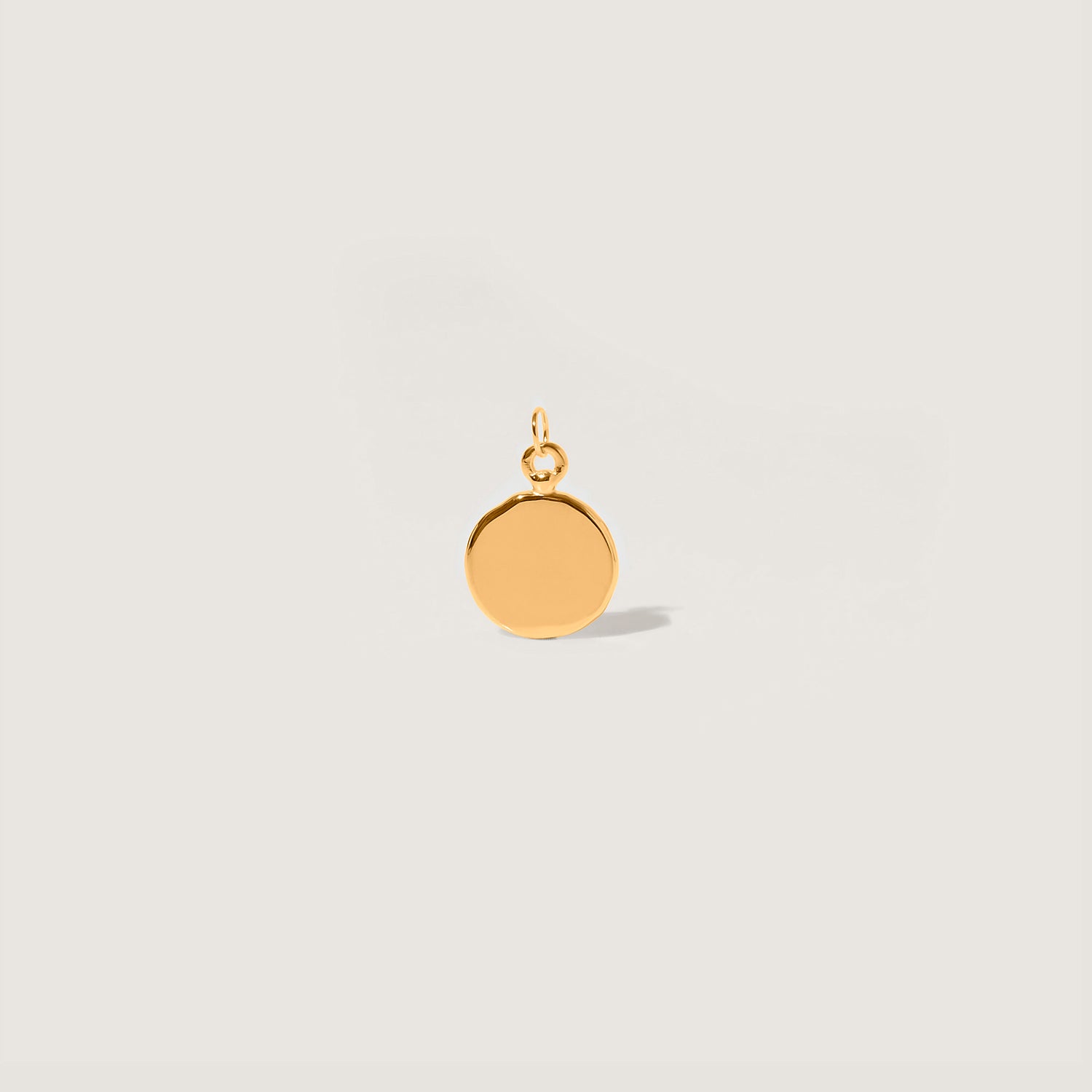 Stilnest Fluid Medallion Anhänger Hochglanz Gold Vermeil gravierbar