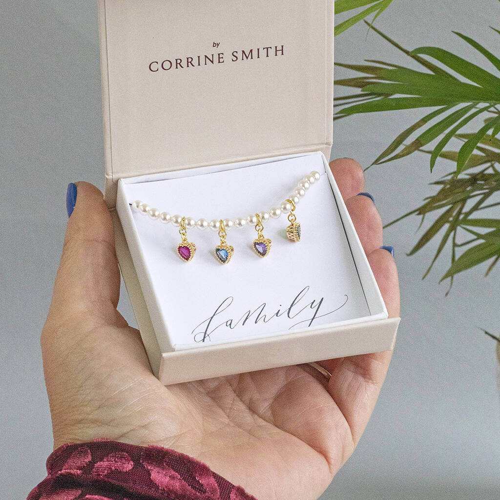 Joy by Corrine Smith Family Perlen Armband Gold Herzen