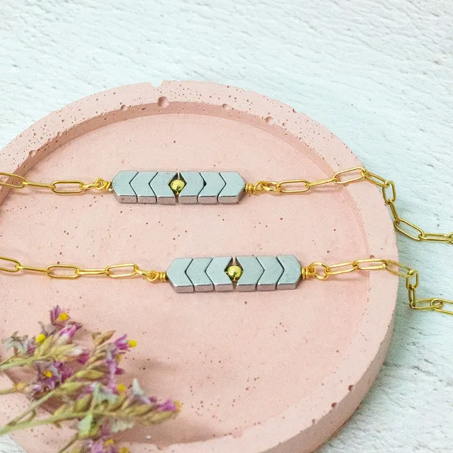 Joy by Corrine Smith Asteria Hematite Armband Gold limitiert