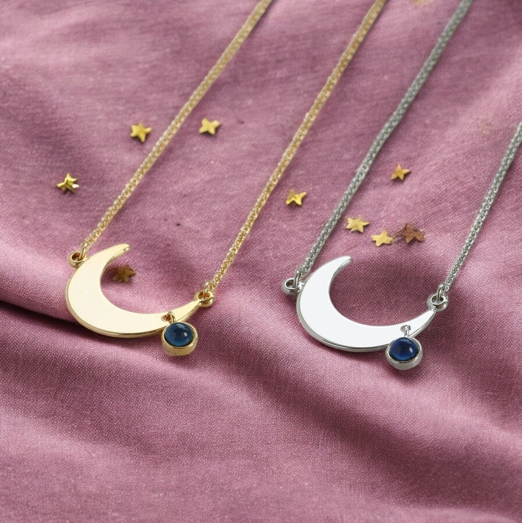 Joy by Corrine Smith Crescent Moon Halskette Gold mit Stimmungsstein