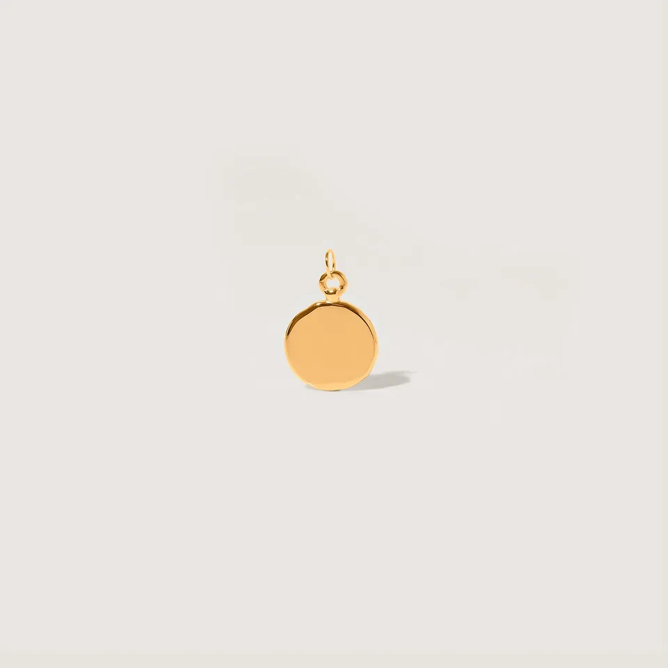 Stilnest Fluid Medallion Anhänger Hochglanz Gold Vermeil gravierbar