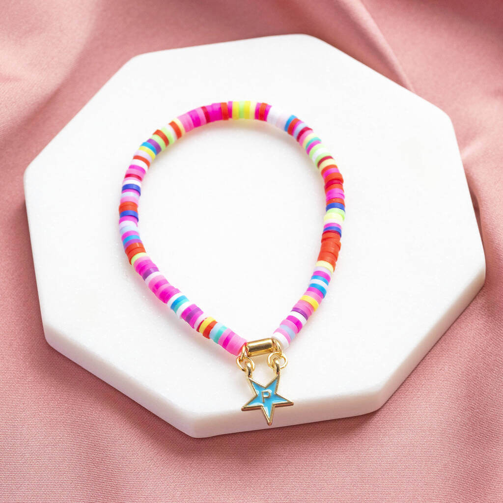 Joy by Corrine Smith Enamel Star Stretch Armband Initiale Gold