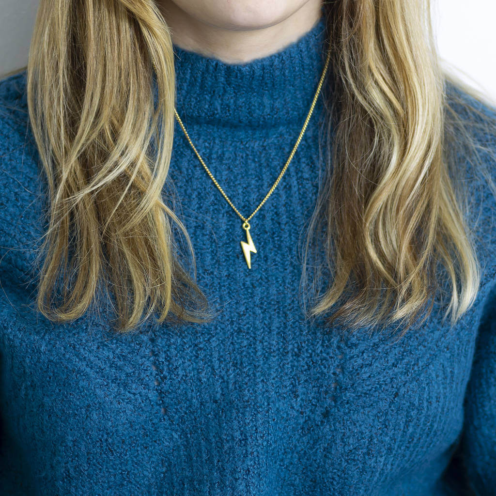 Joy by Corrine Smith Gold Lightning Bolt Halskette Gold