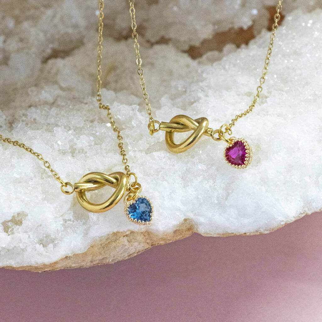 Joy by Corrine Smith Friendship Knot Halskette Gold Herz