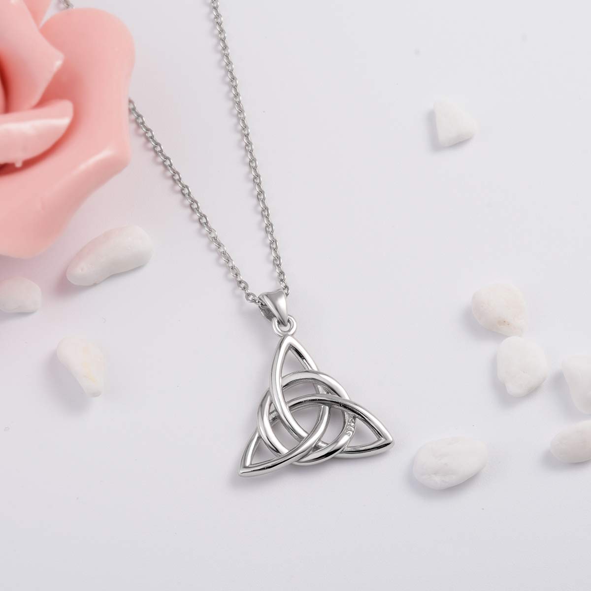 Eudora Harmony Bola Trinity Knoten Kette Silber 45,7cm