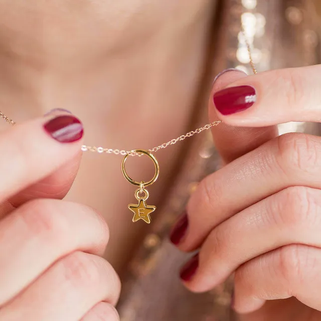 Joy by Corrine Smith Floating Circle Halskette Stern Gold