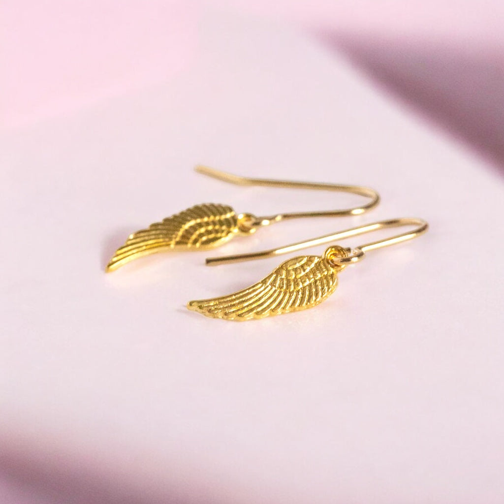 Joy by Corrine Smith Angel Wing Ohrringe Gold 1,8 cm