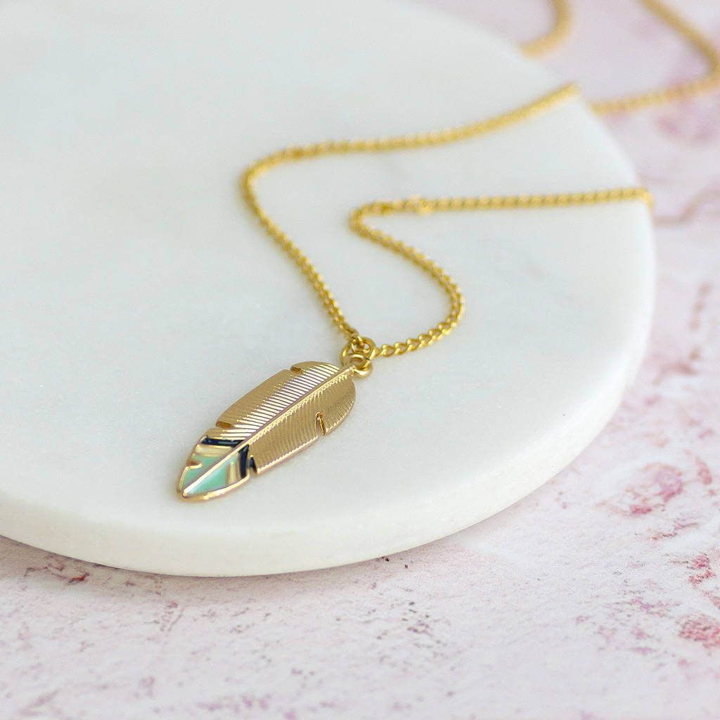 Joy by Corrine Smith Feather Halskette Gold Feder Blau Emaille