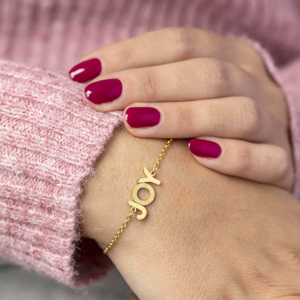 Joy by Corrine Smith JOY Positive Affirmation Armband Gold