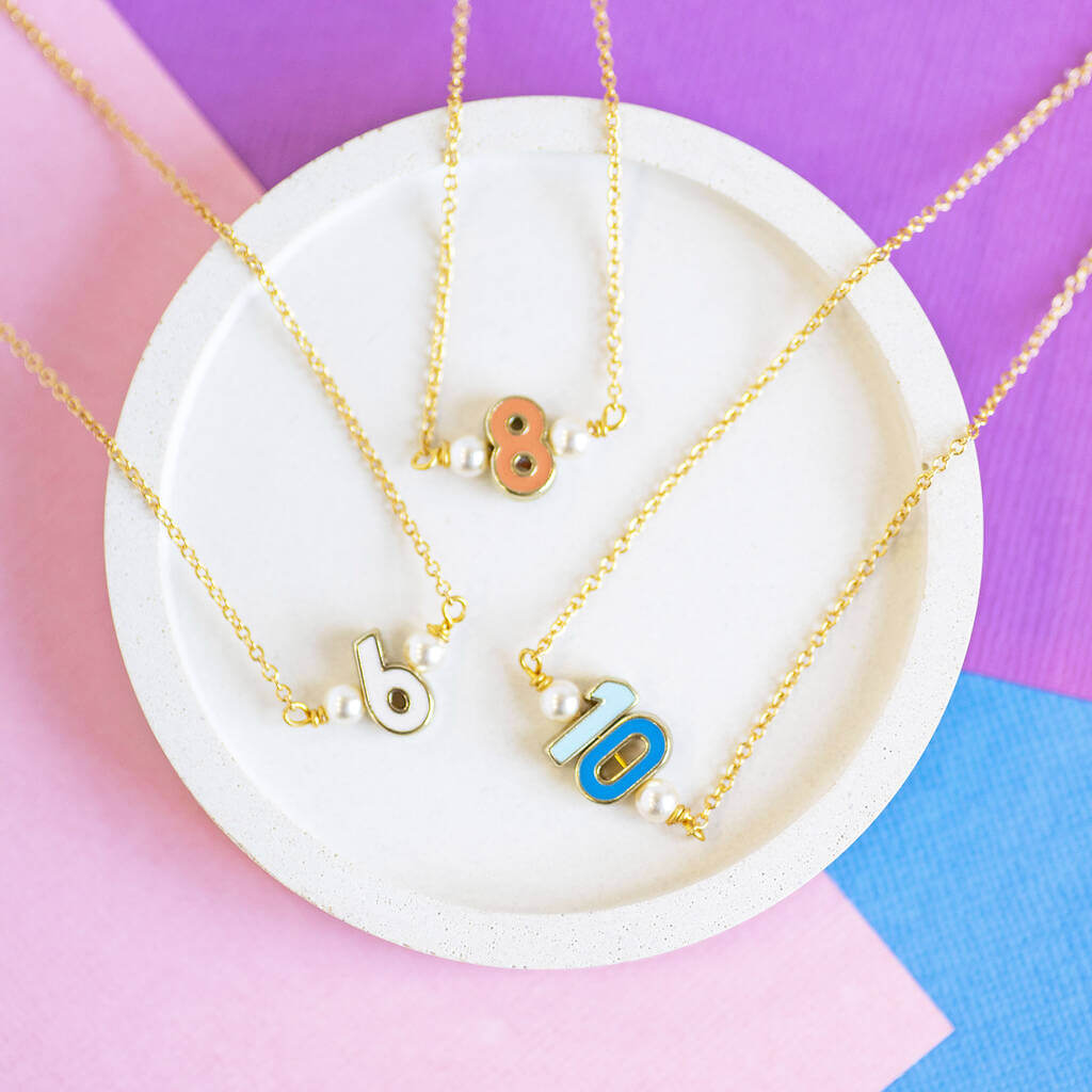 Joy by Corrine Smith Enamel Number Zahlen Halskette Gold