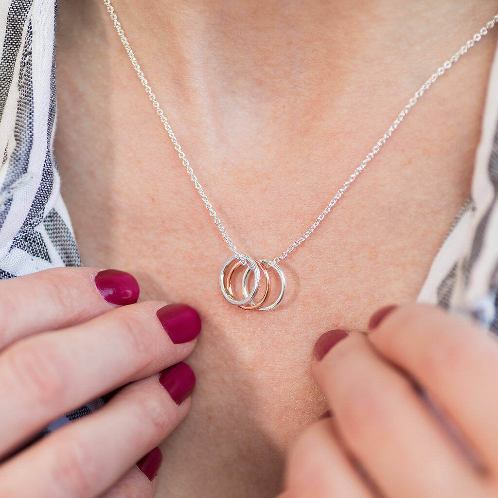 JOY 30th Birthday Triple Circle Halskette Gold Silber