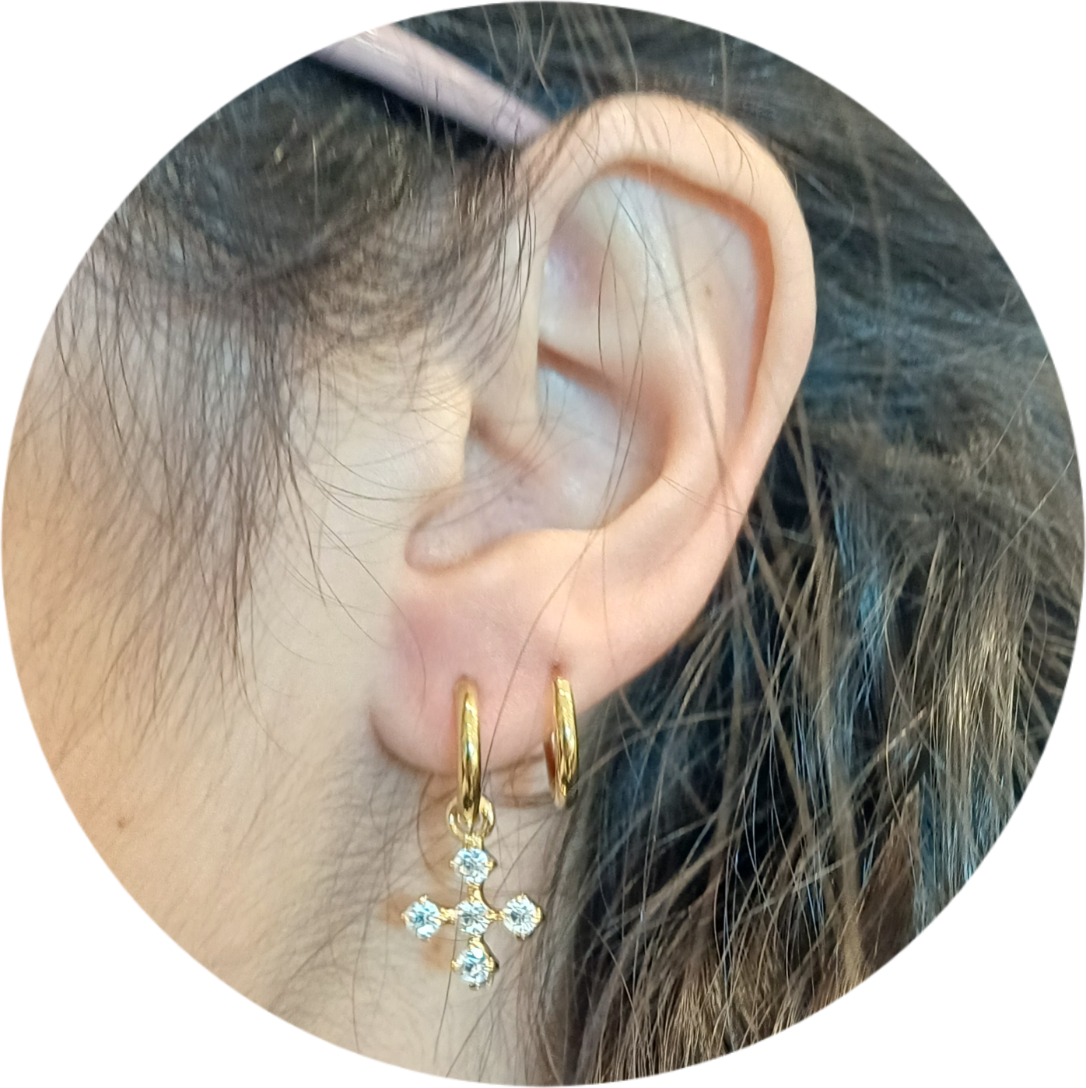 Alevá Bijoux Silvia Cross Ohrringe Gold 10mm