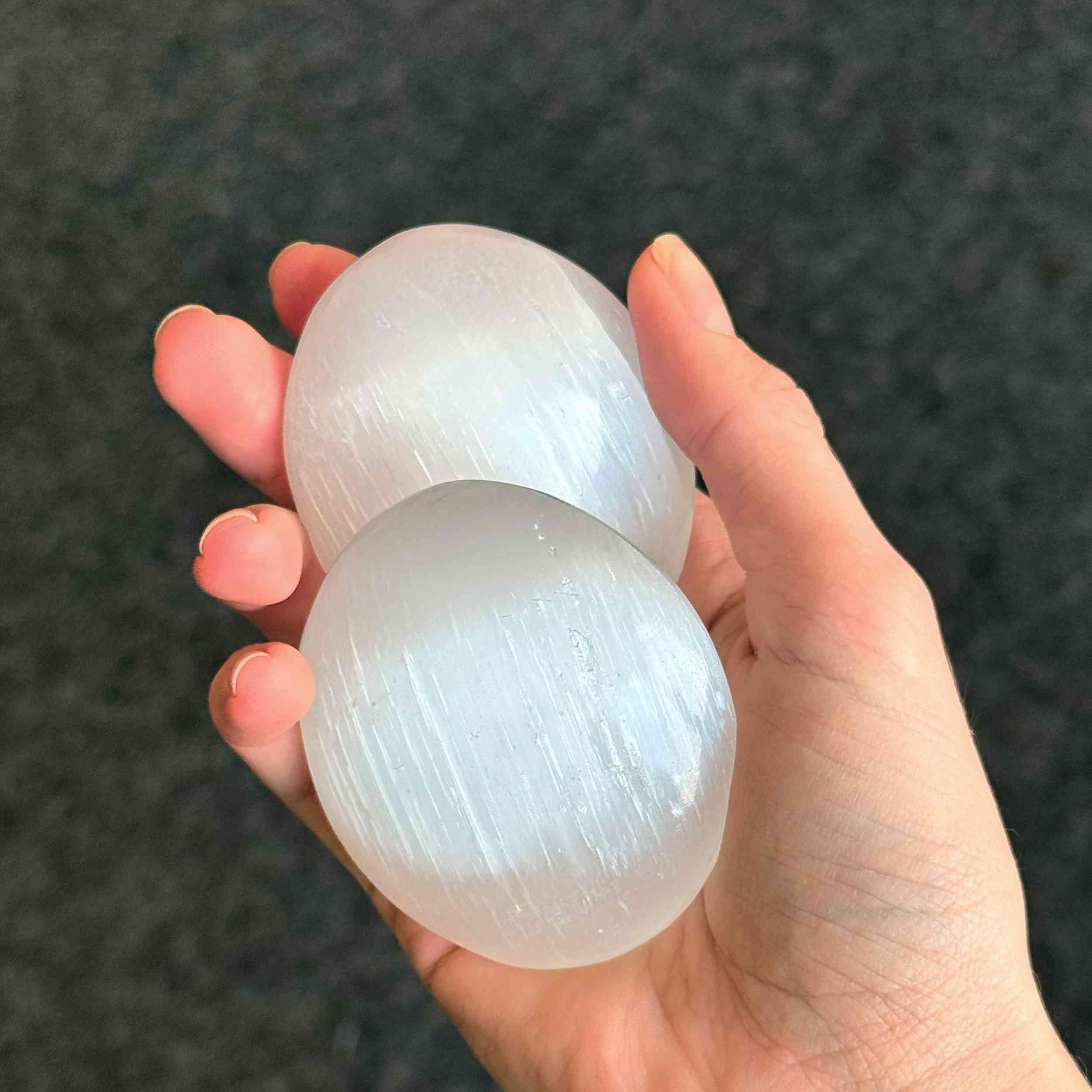 NKlaus HEALING CRYSTALS Selenit Handschmeichler 6,5cm 2 Stück