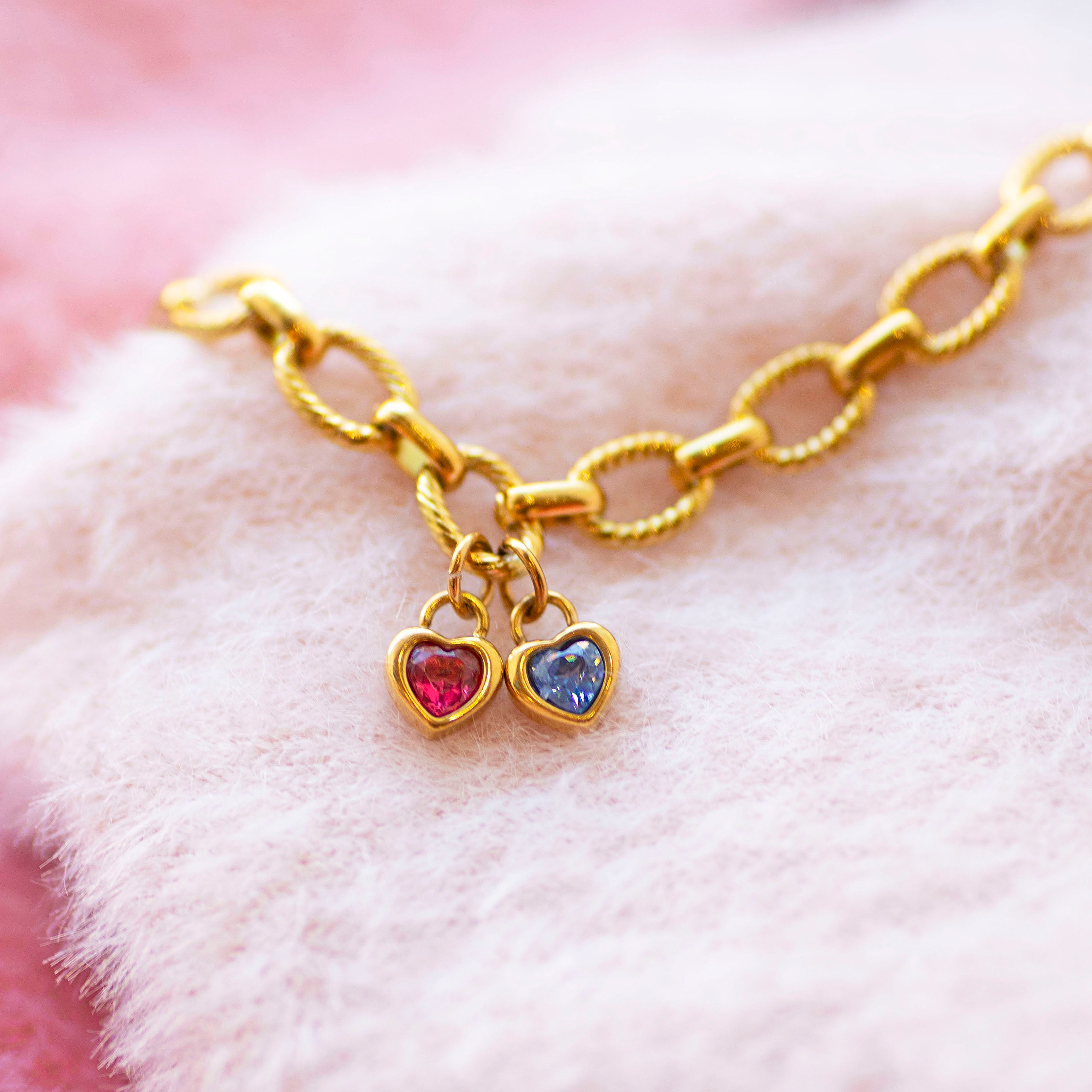 Joy by Corrine Smith Chunky Friendship Birthstone Heart Armband Gold