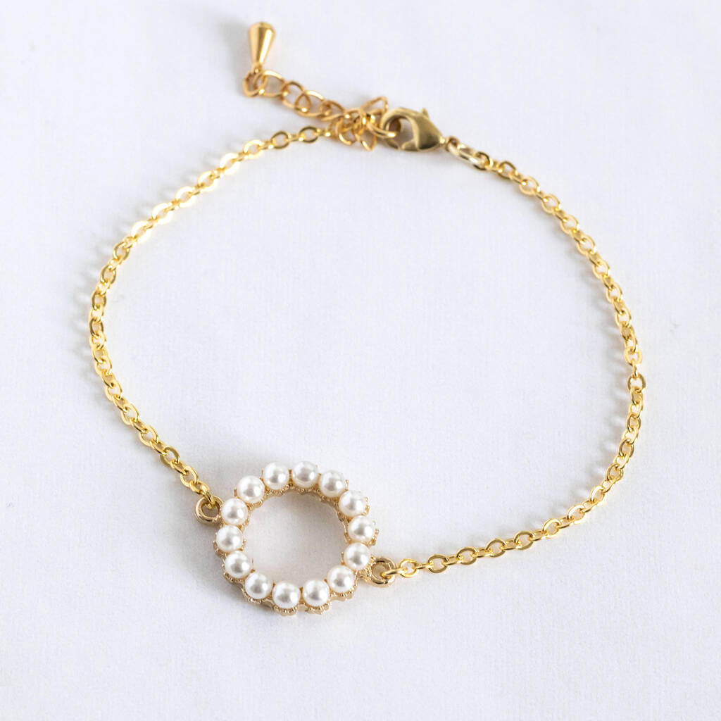 Joy by Corrine Smith Eternity Circle Perlen Armband Gold