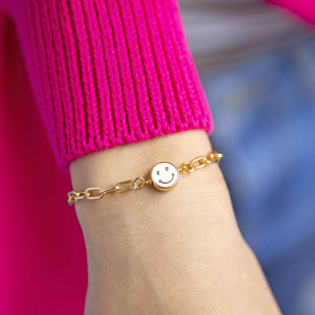 Joy by Corrine Smith Smiley Face Armband Gold Emaille