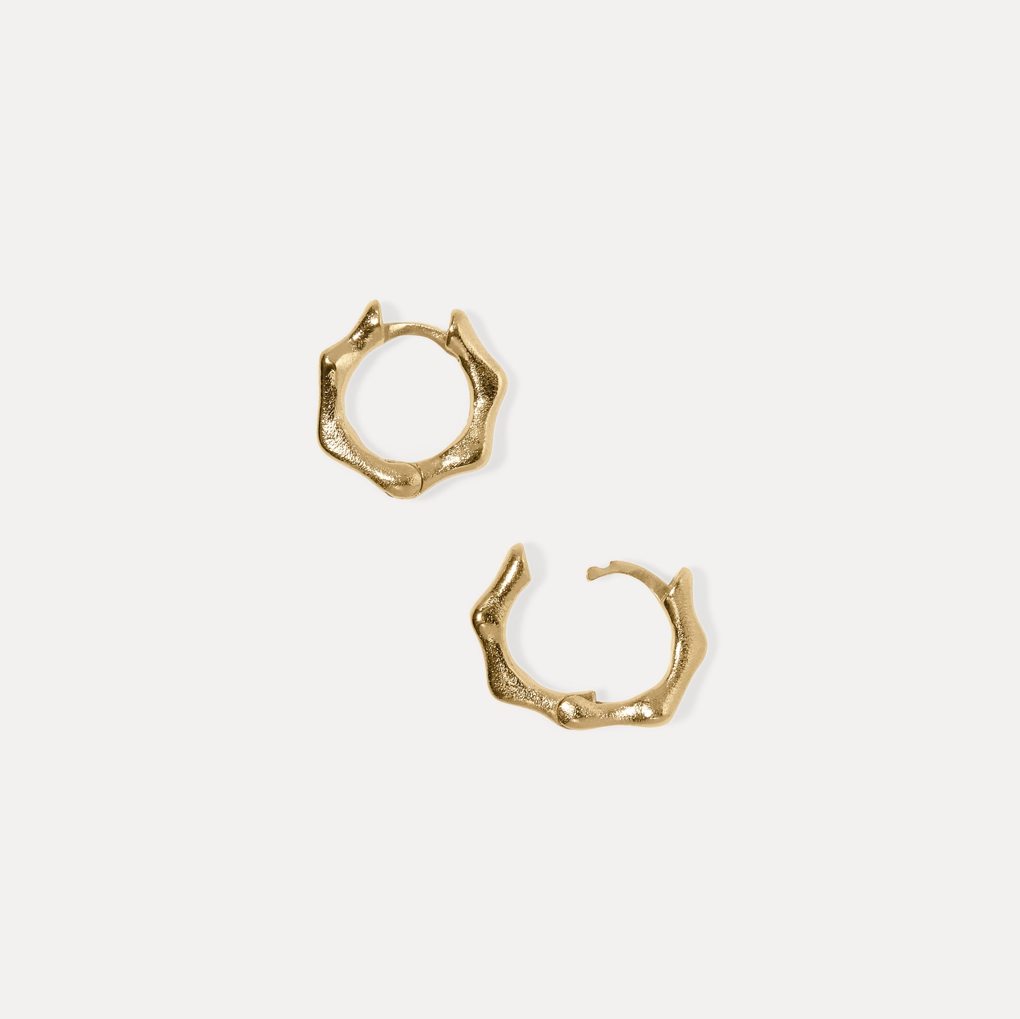 Stilnest Fluid Small Huggies Ohrringe 585 Gold 14k Massivgold