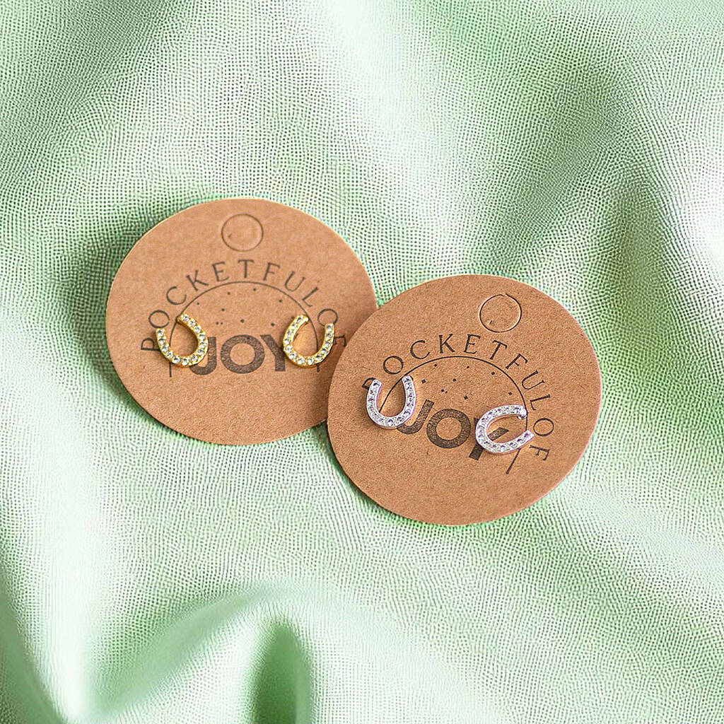 Joy by Corrine Smith Horseshoe Ohrringe Gold Geschenkset