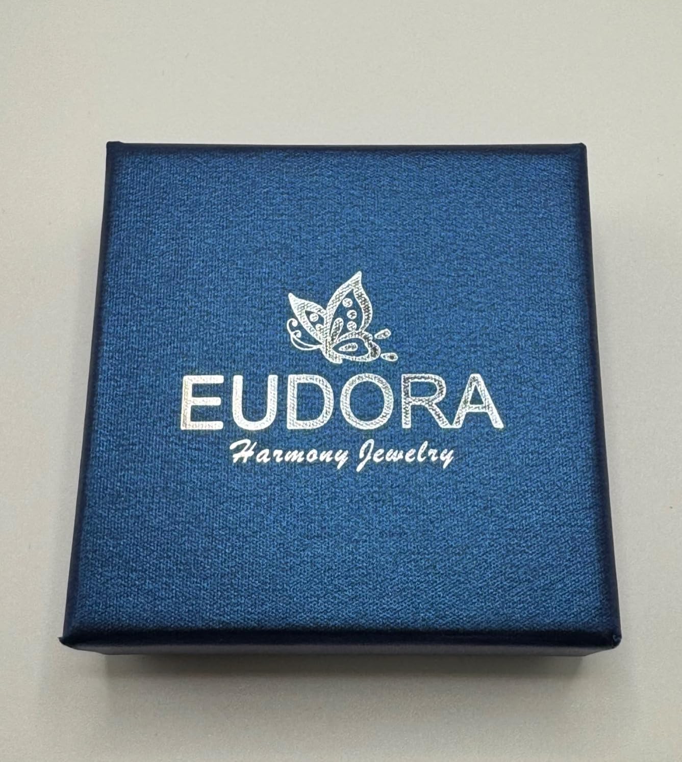 Eudora Harmony Bola Urnen Halskette Silber 45,7 cm