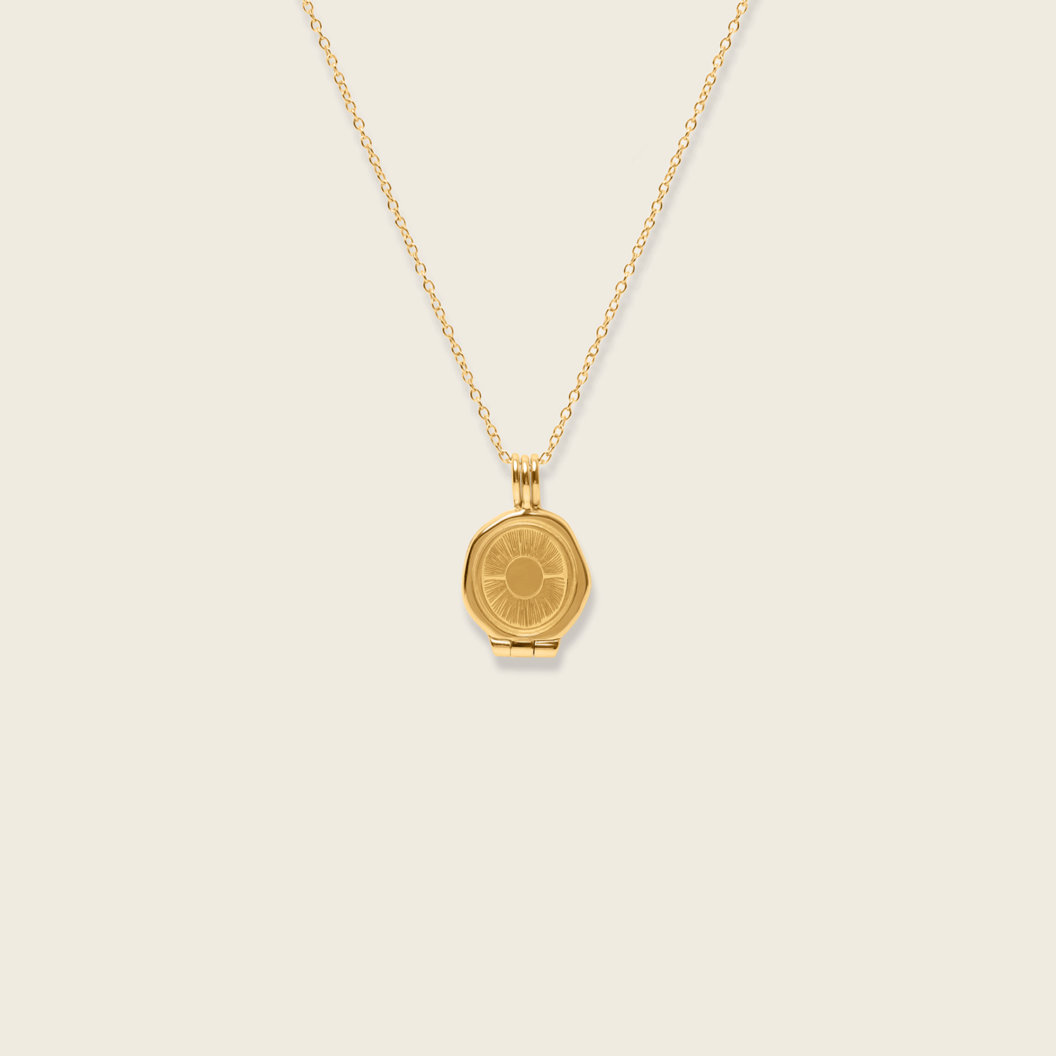 Stilnest Sun Seal Medaillon Kette Gold Vermeil 45cm