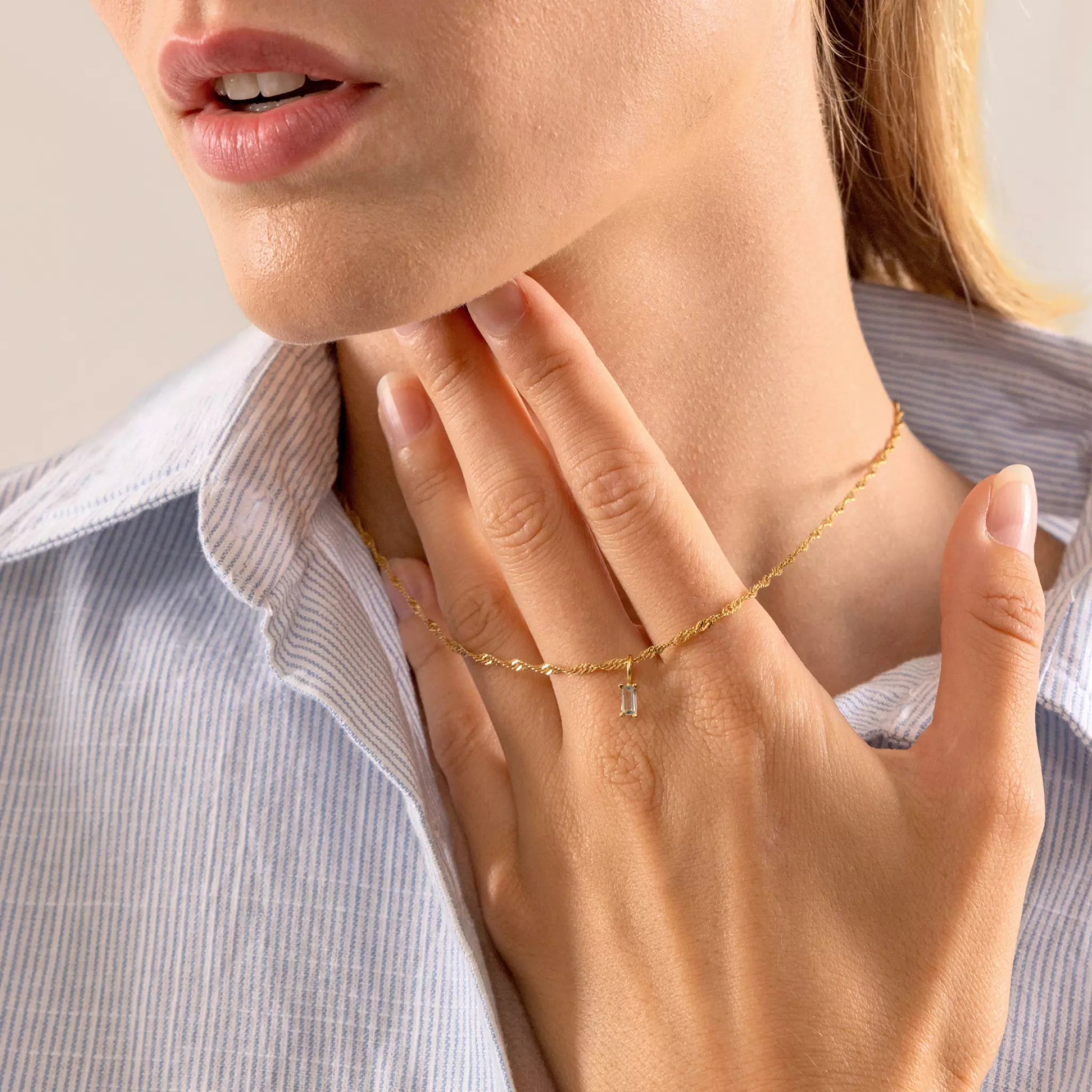 Stilnest Aquamarin Baguette Anhänger Gold Vermeil blau
